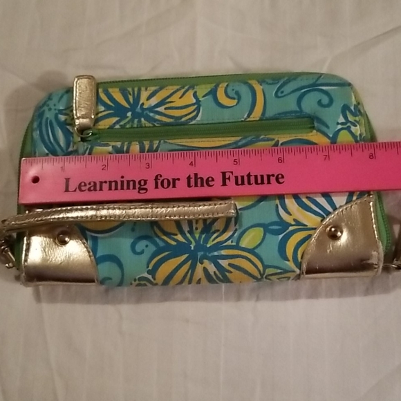 Lilly pulitzer Wristlet - Picture 4 of 5
